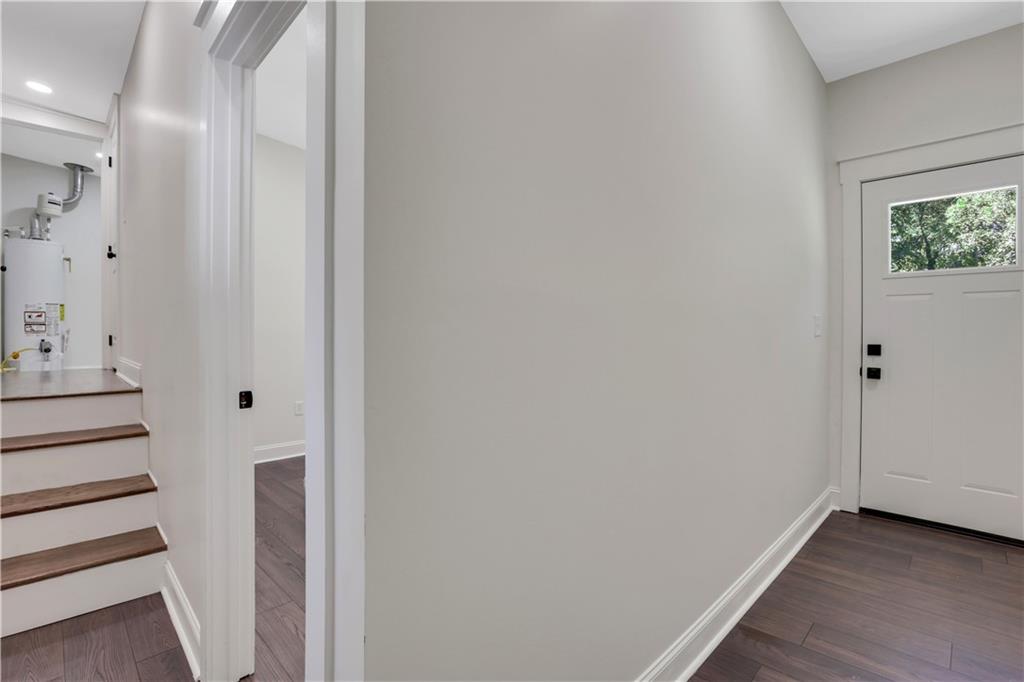 207 Walthall Street NW