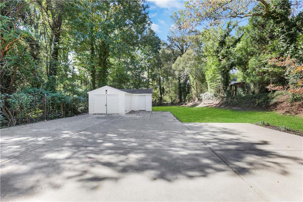 207 Walthall Street NW