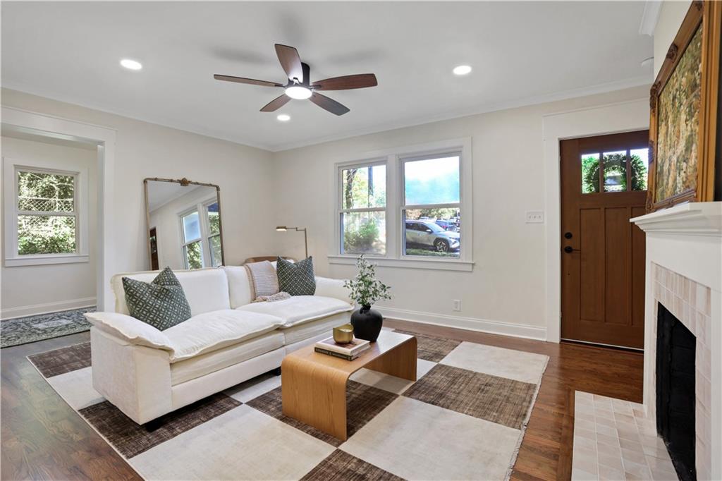 207 Walthall Street NW