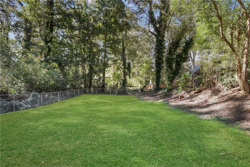 207 Walthall Street NW