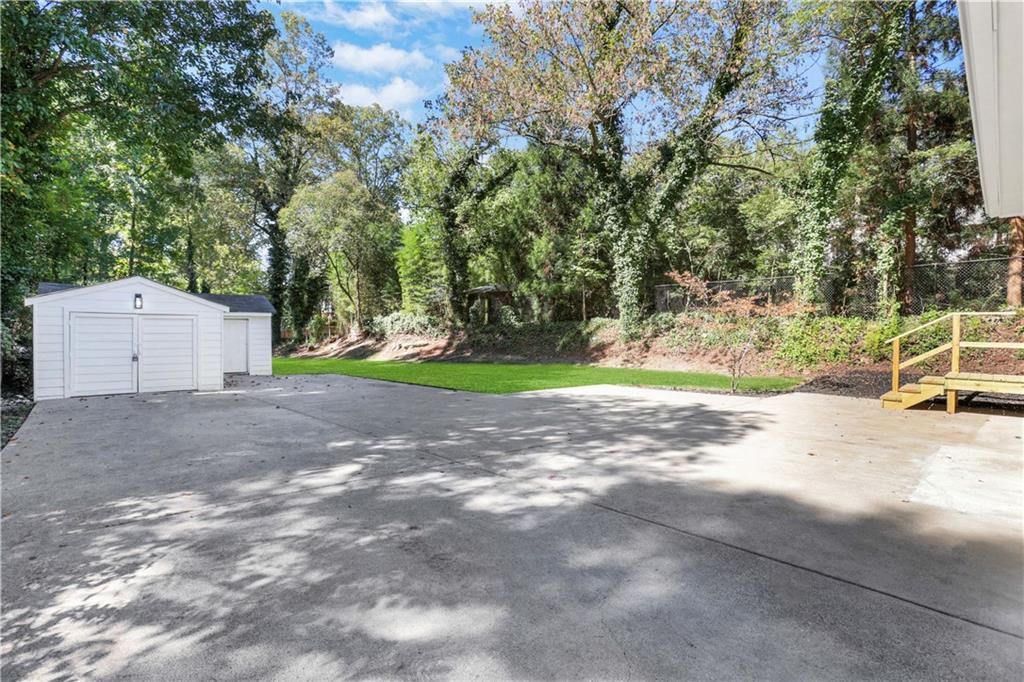 207 Walthall Street NW