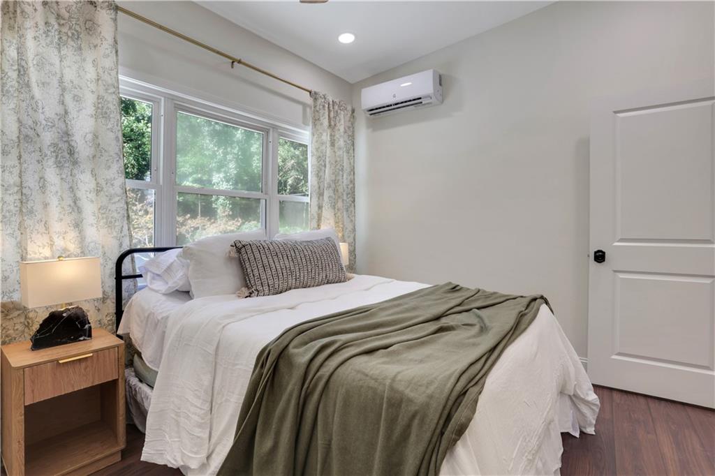 207 Walthall Street NW