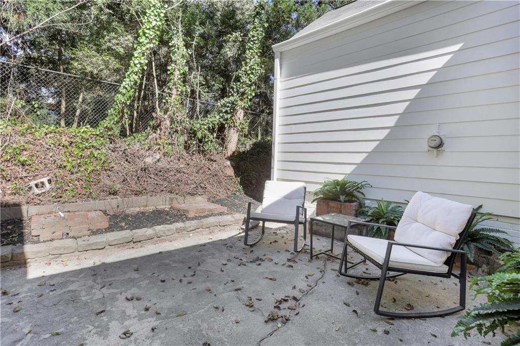 207 Walthall Street NW