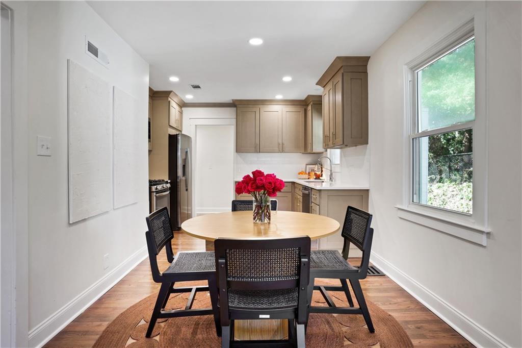 207 Walthall Street NW