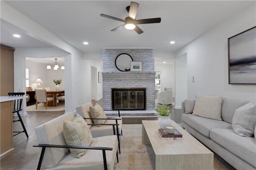 681 Hampton Place SW