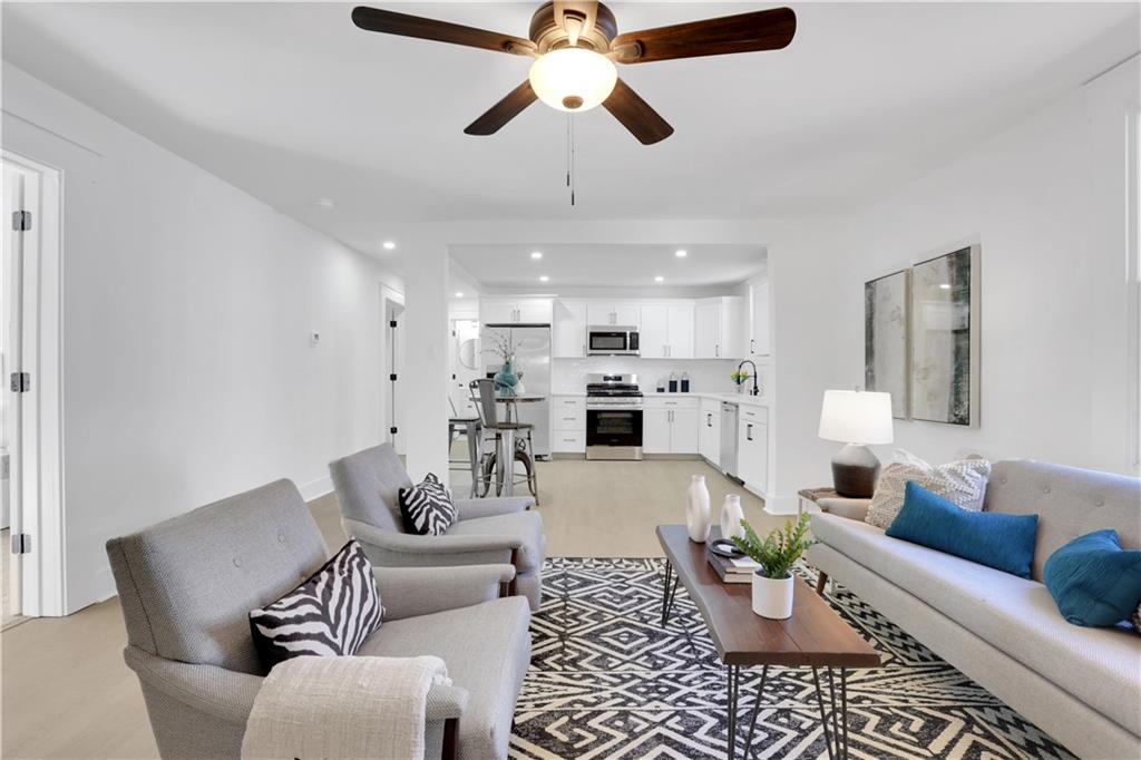 1576 Elixir Avenue SW