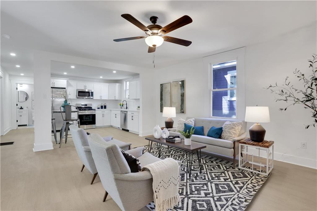 1576 Elixir Avenue SW