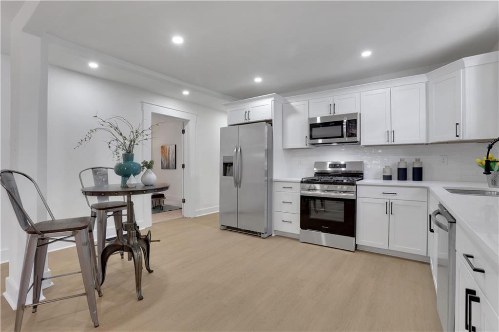 1576 Elixir Avenue SW