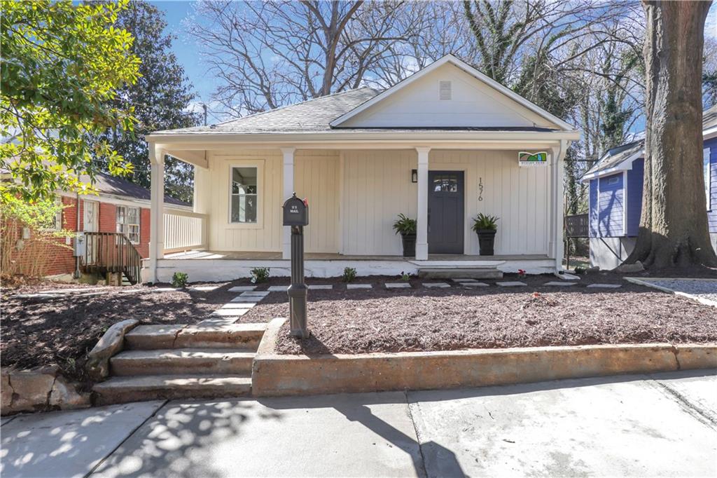 1576 Elixir Avenue SW