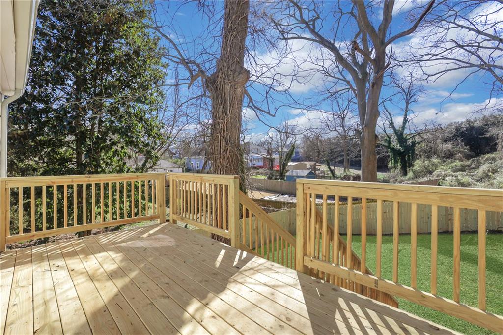 1576 Elixir Avenue SW