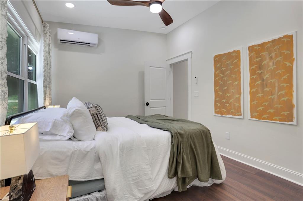 207 Walthall Street NW