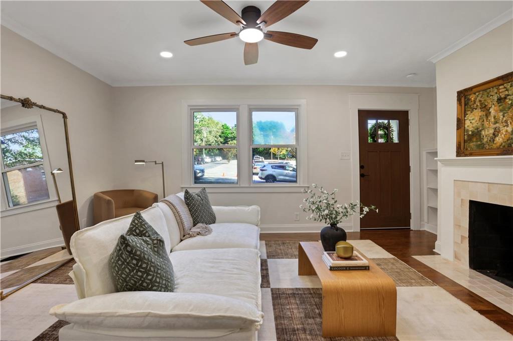 207 Walthall Street NW