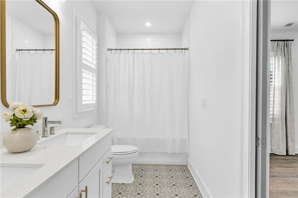 4524 Atley Woods Drive SE