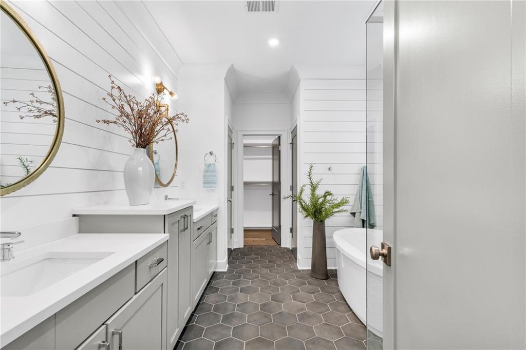 4524 Atley Woods Drive SE