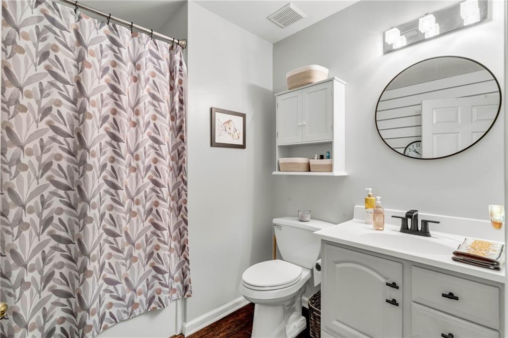 1109 Bowerie