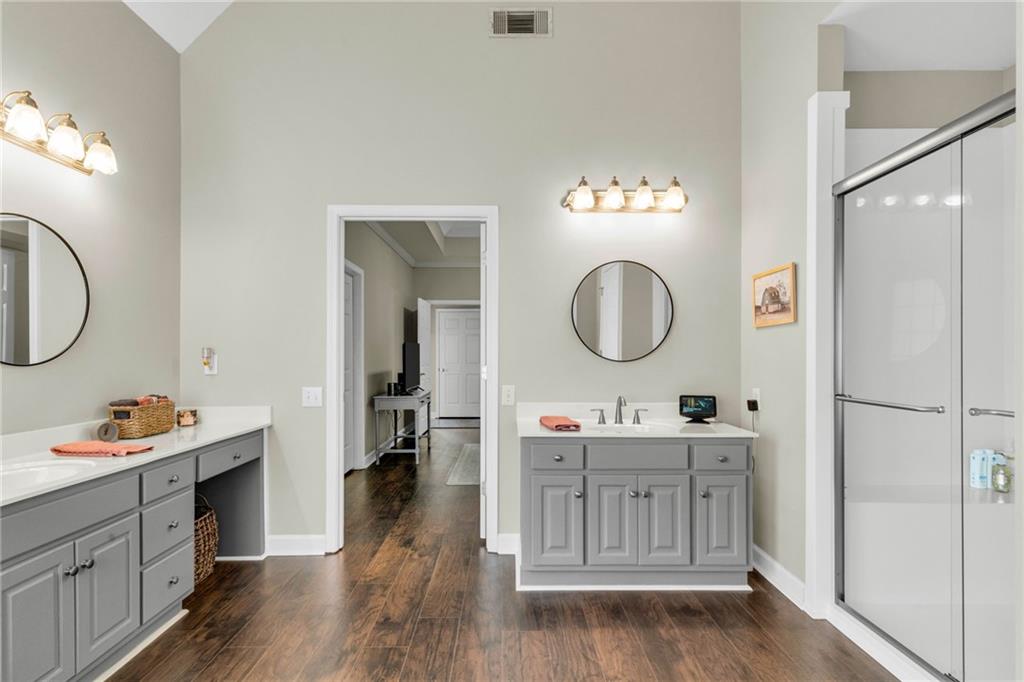 1109 Bowerie