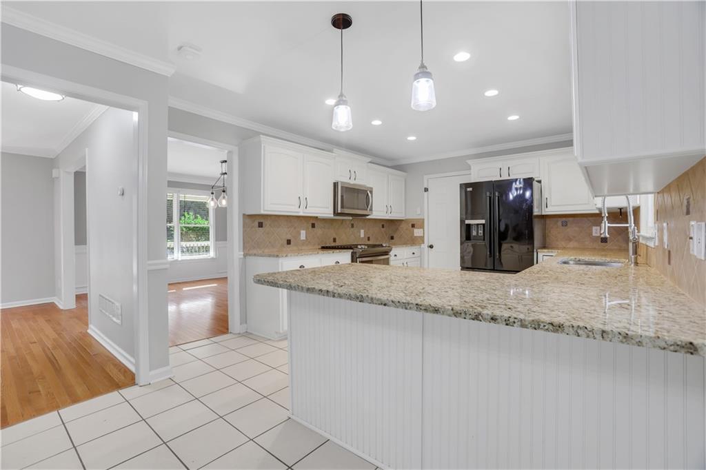 6049 Wyndham Woods Drive