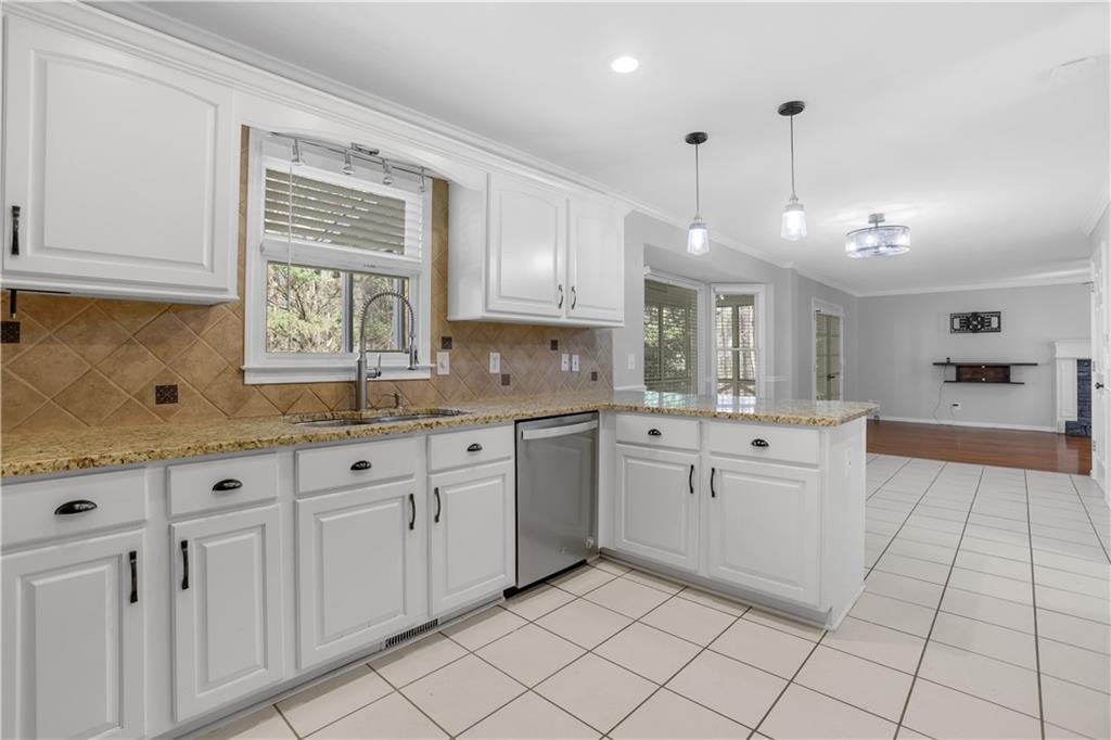 6049 Wyndham Woods Drive