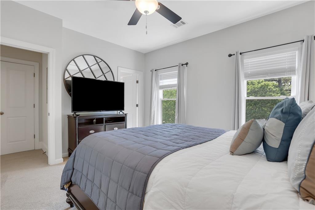 1542 Ridenour Parkway NW