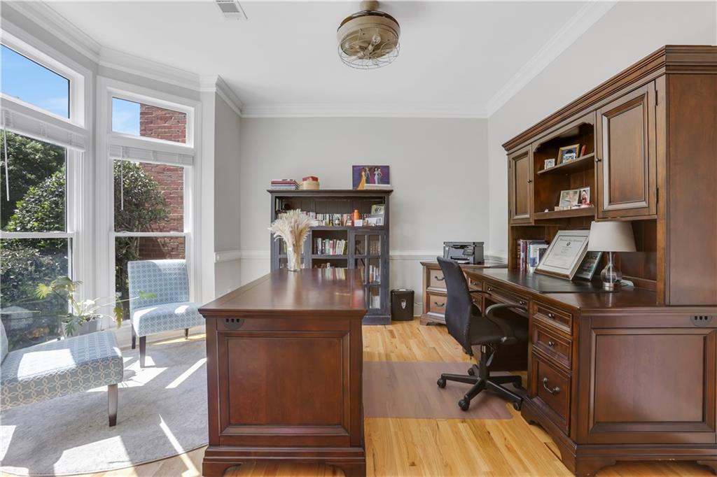 1542 Ridenour Parkway NW