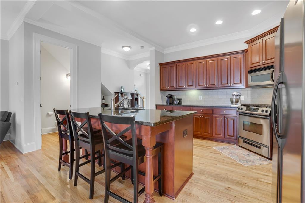 1542 Ridenour Parkway NW