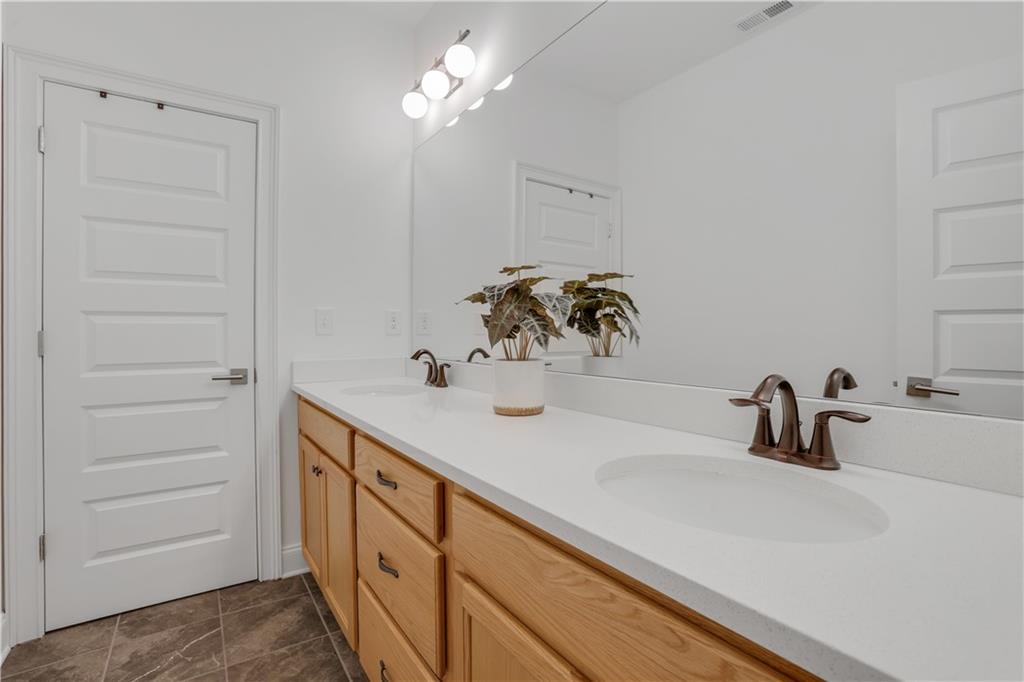 2356 Tilbury Drive