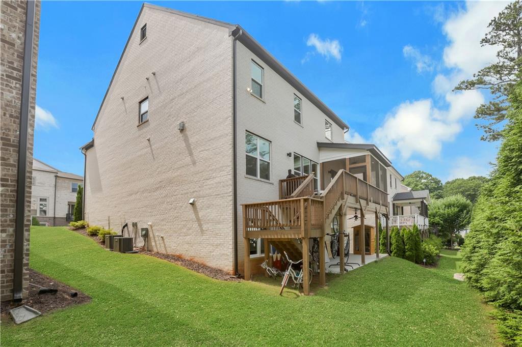 2356 Tilbury Drive