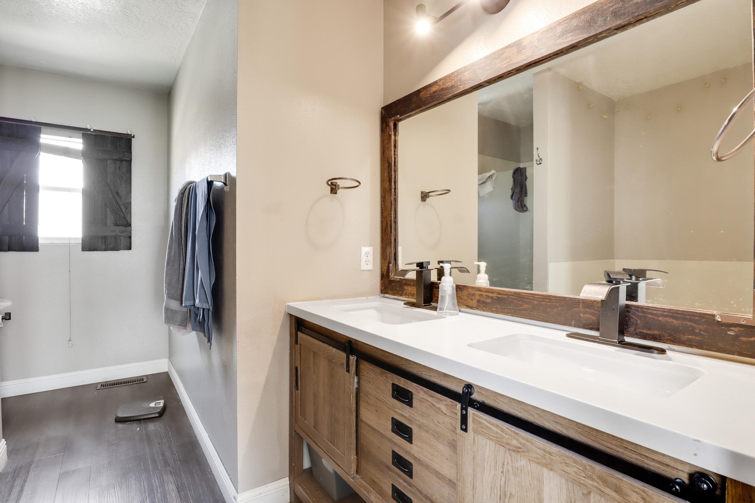 7608 Briar Ridge Avenue NW