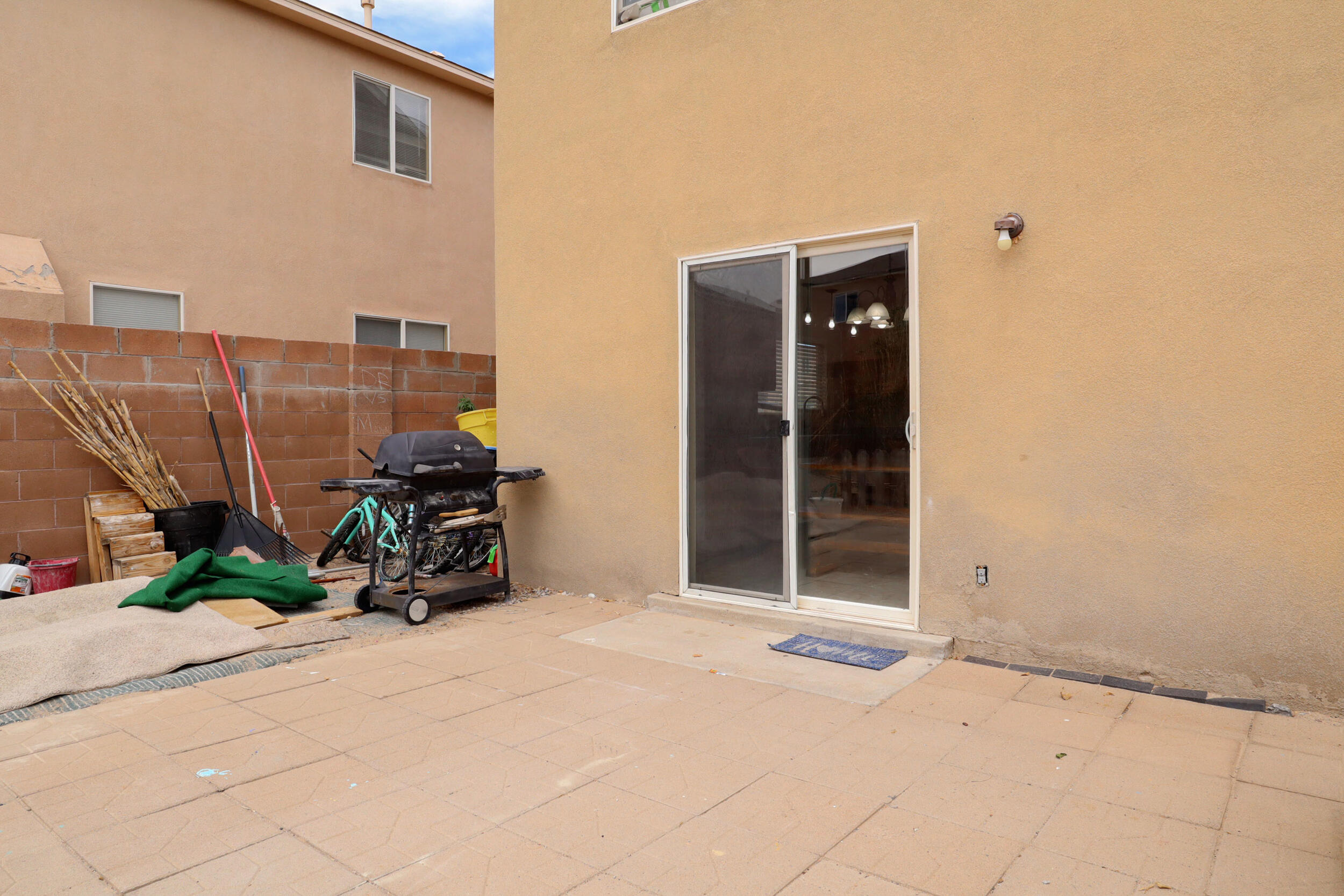 7608 Briar Ridge Avenue NW