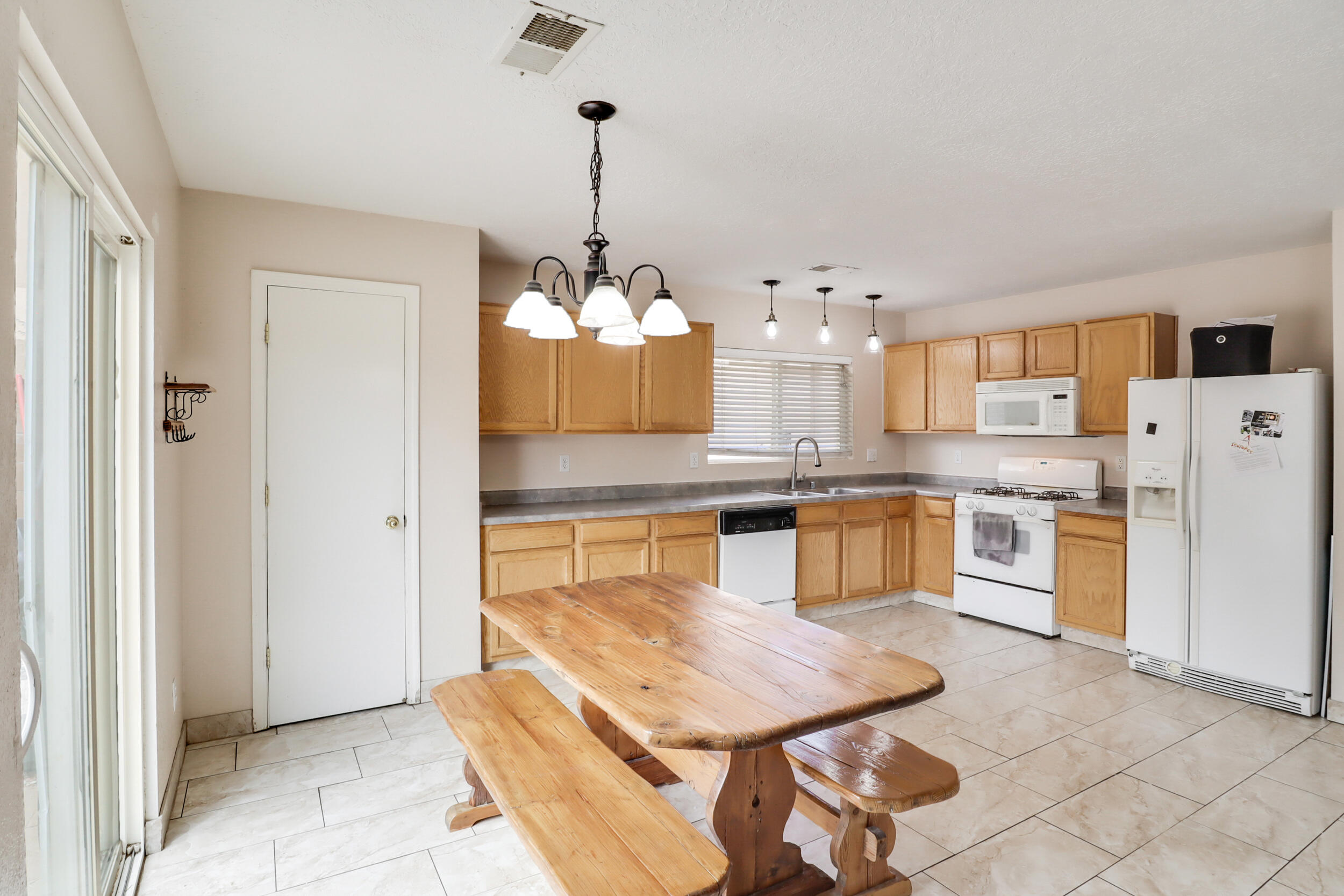 7608 Briar Ridge Avenue NW