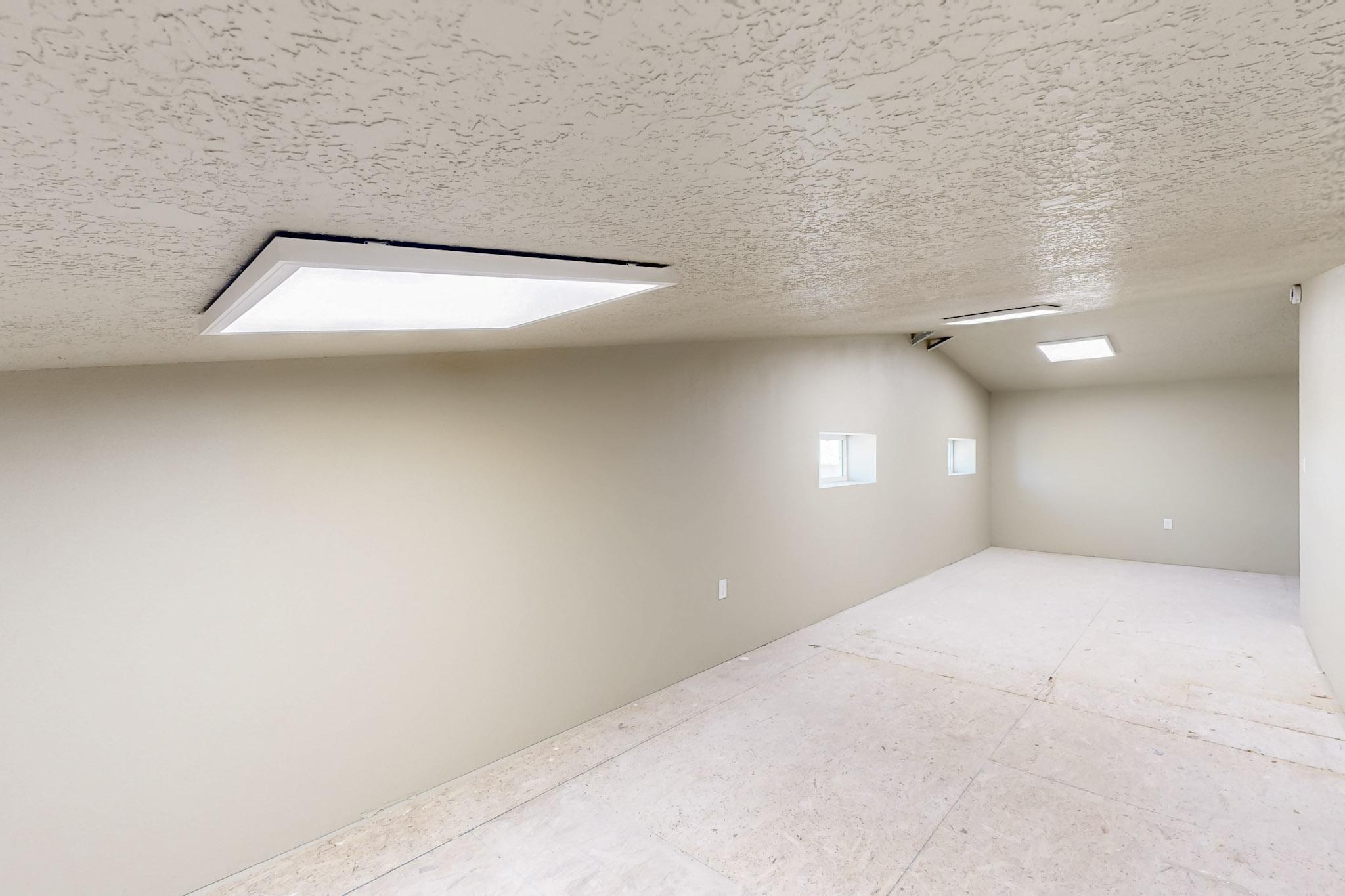 111 N CORVIN Court