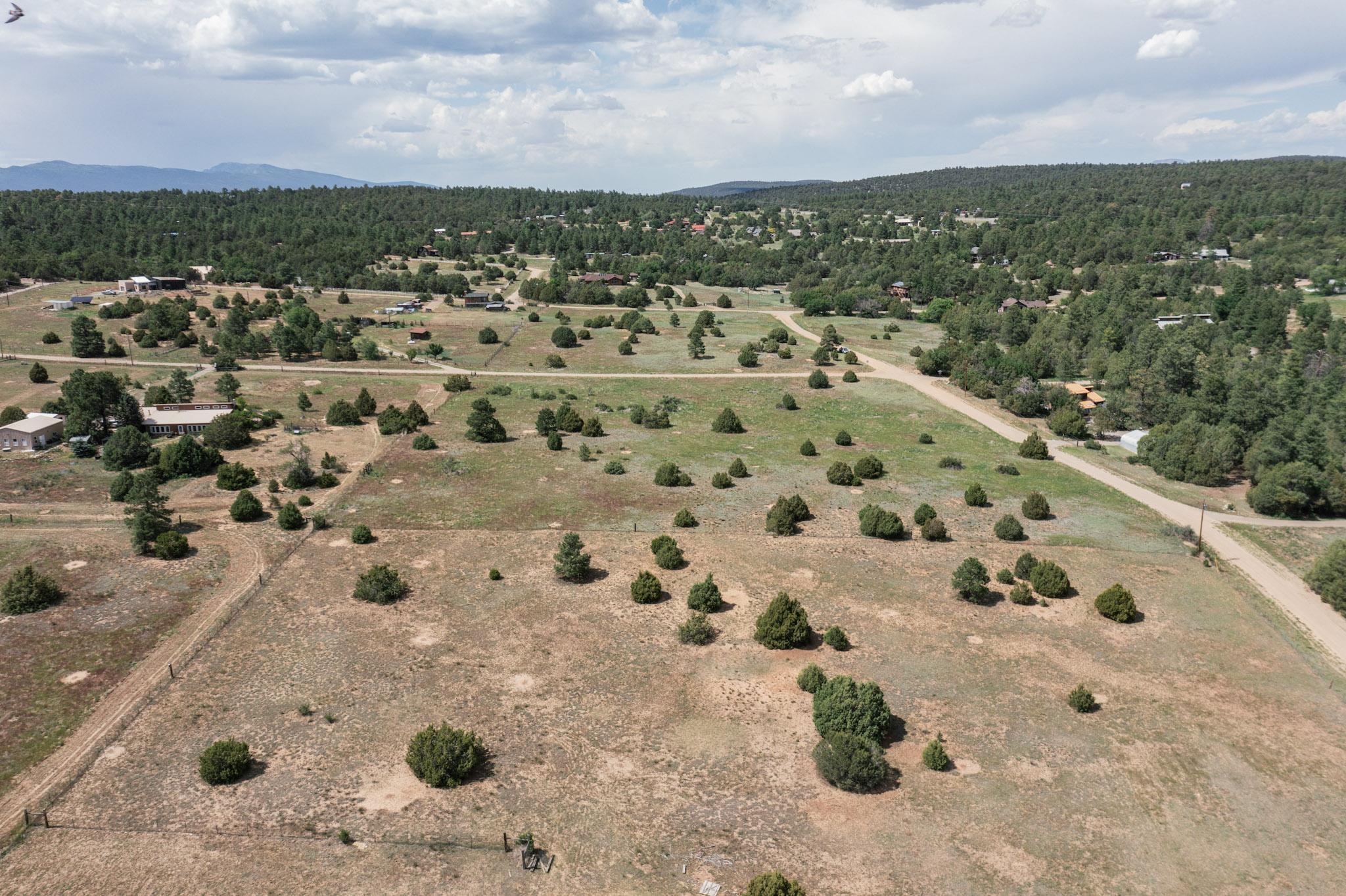 25 MOCKINGBIRD HILL Road