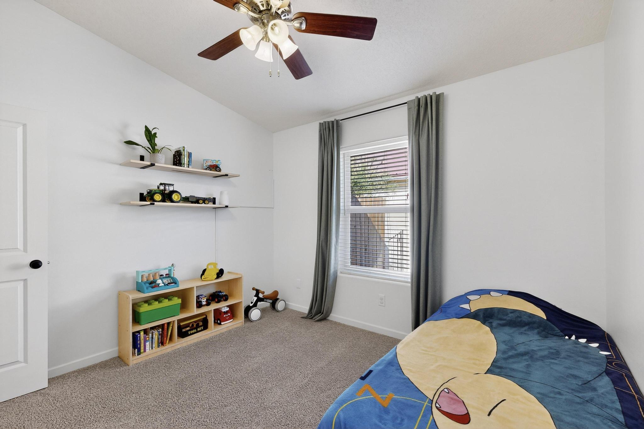 329 Minturn Loop NE
