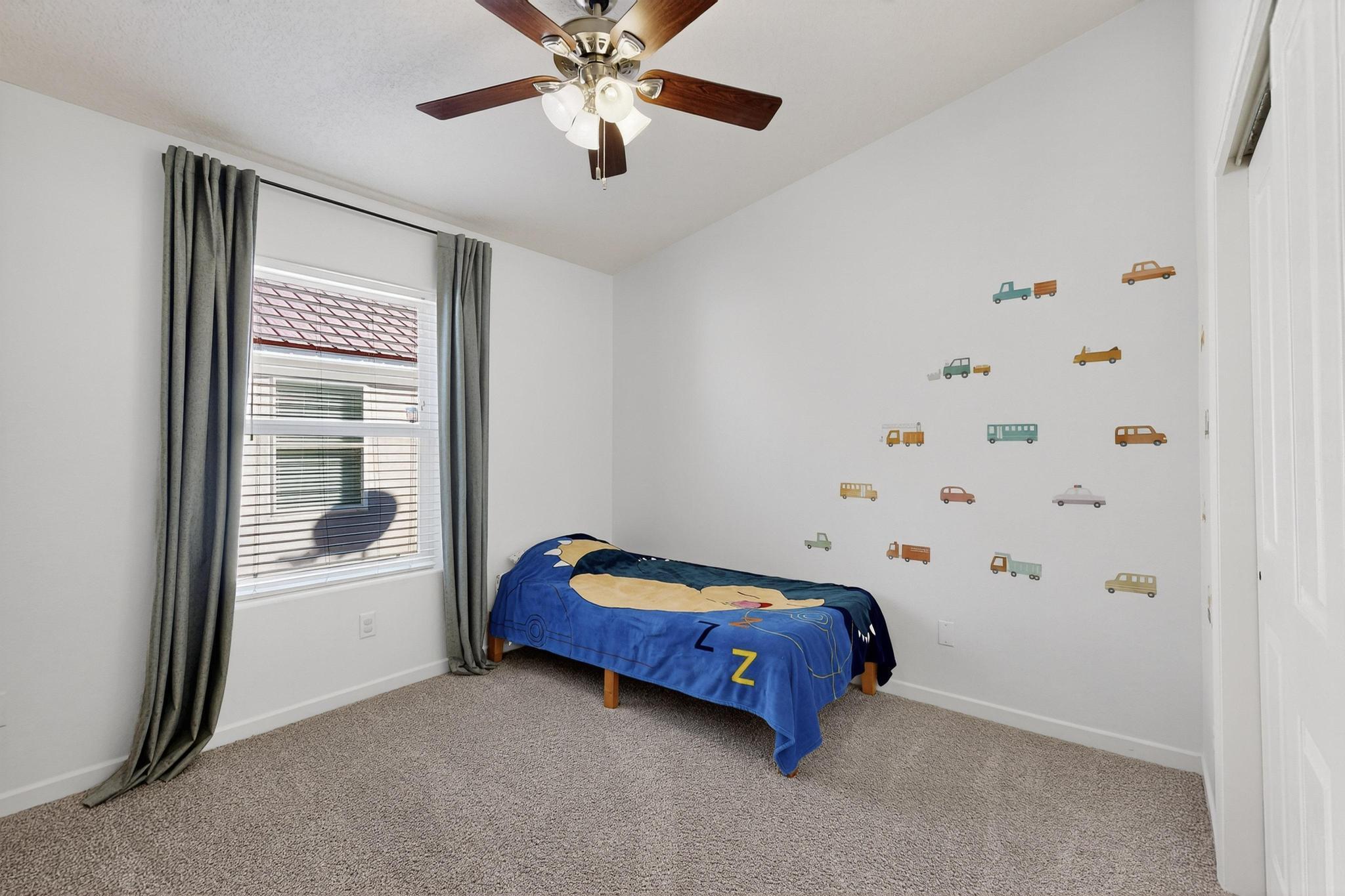 329 Minturn Loop NE
