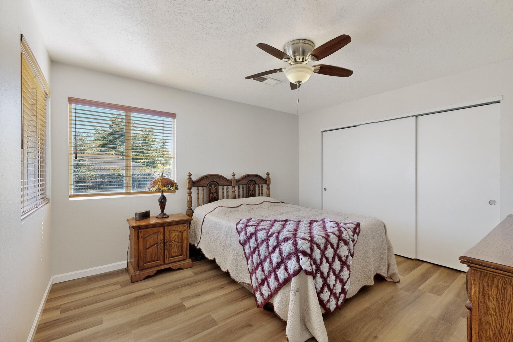 924 Perry Meadows Drive NE