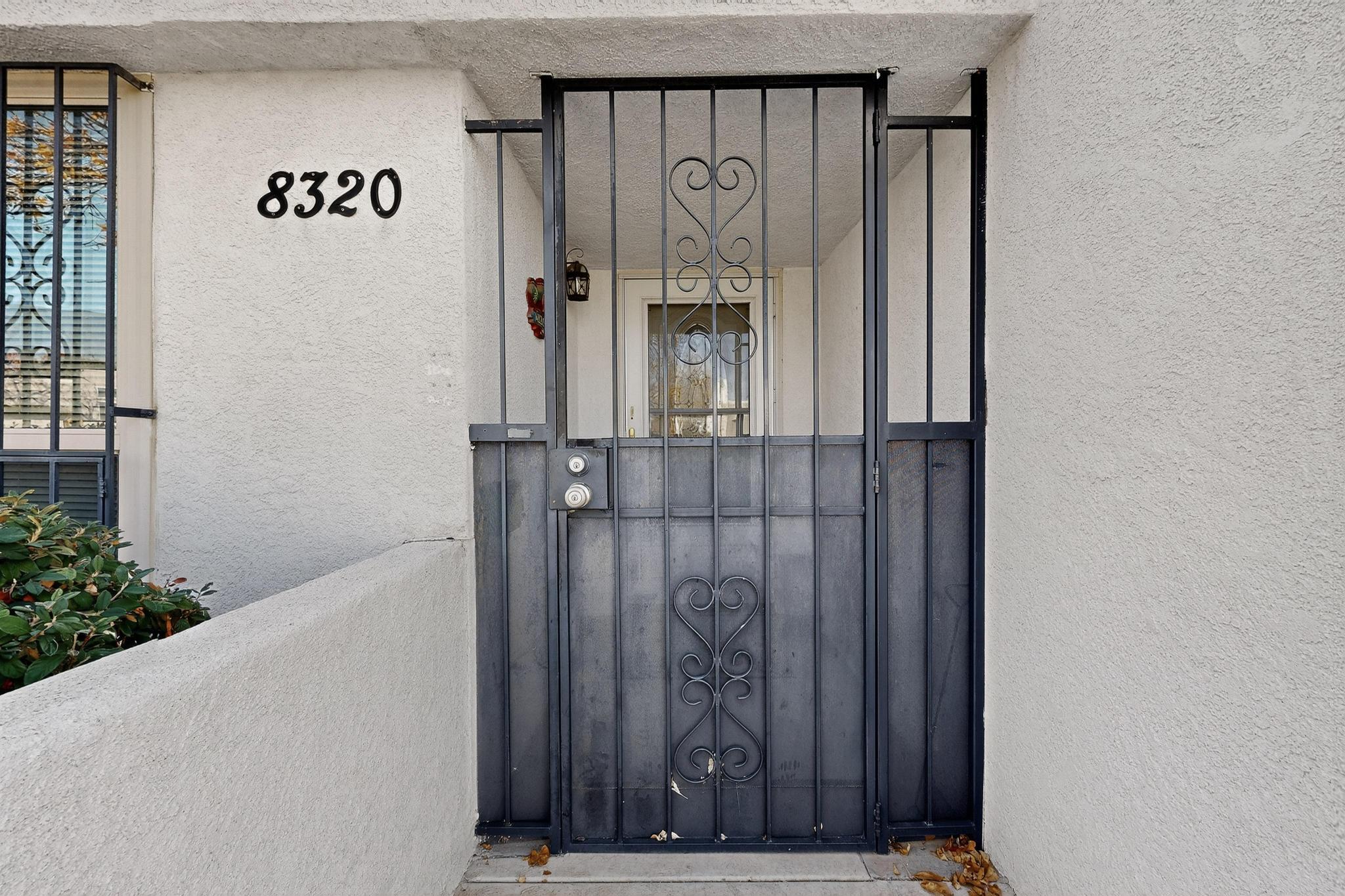 8320 Parrot Run Road NE