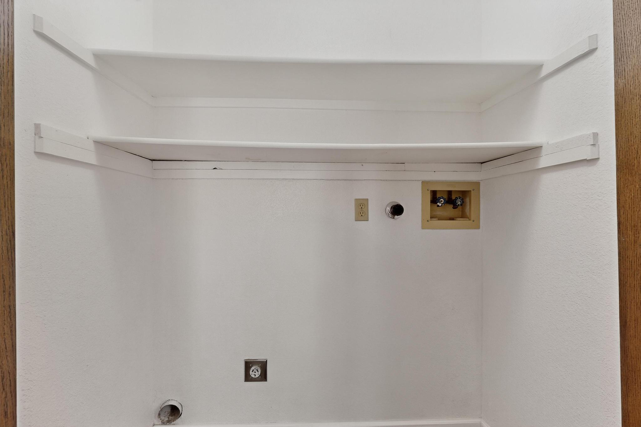 8320 Parrot Run Road NE