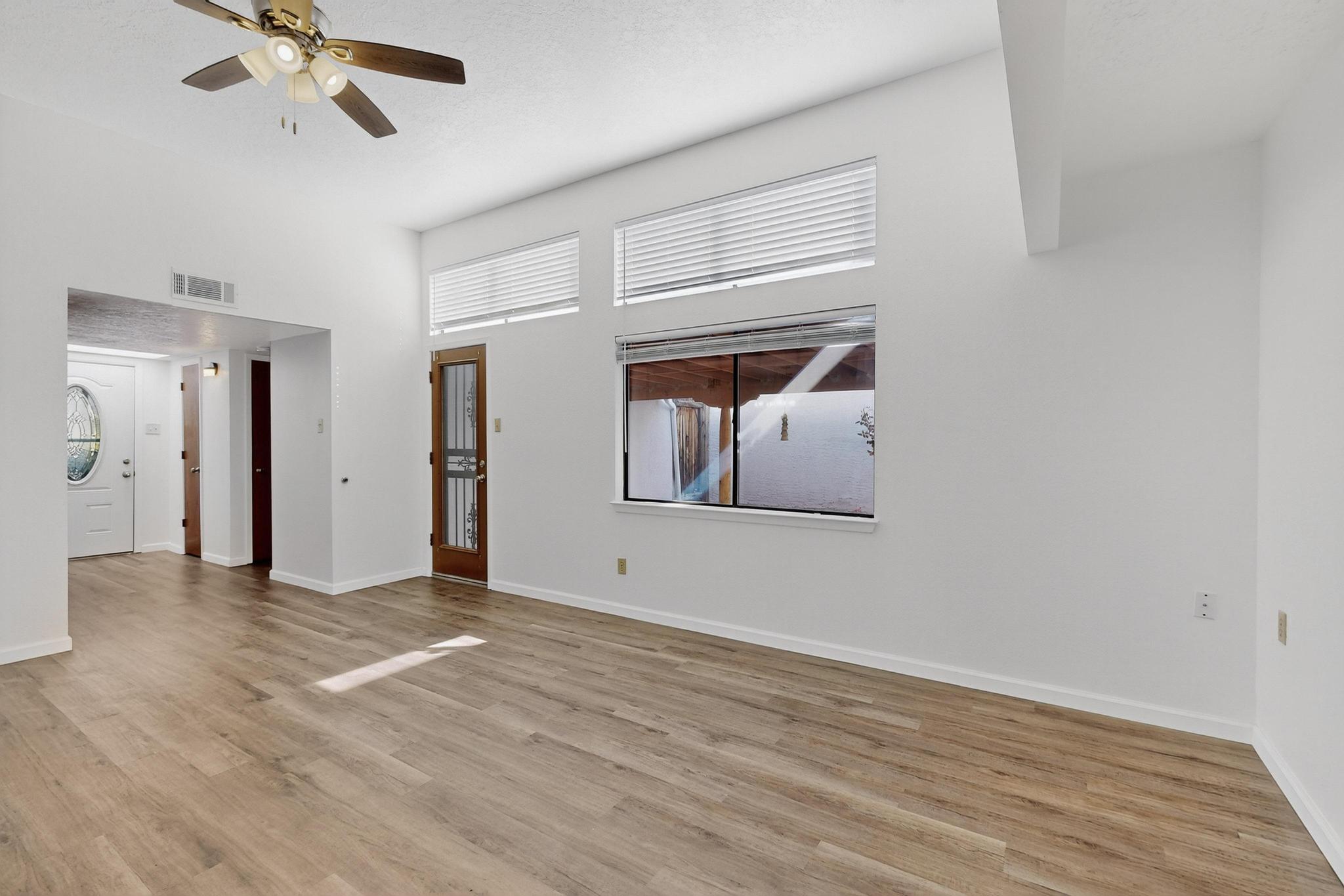 8320 Parrot Run Road NE