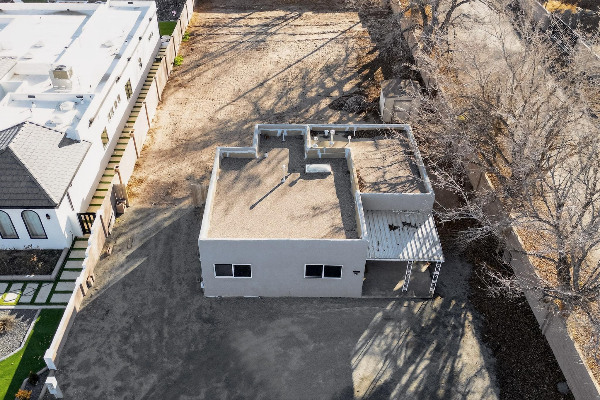 98 Rancho Pequenos Way NW