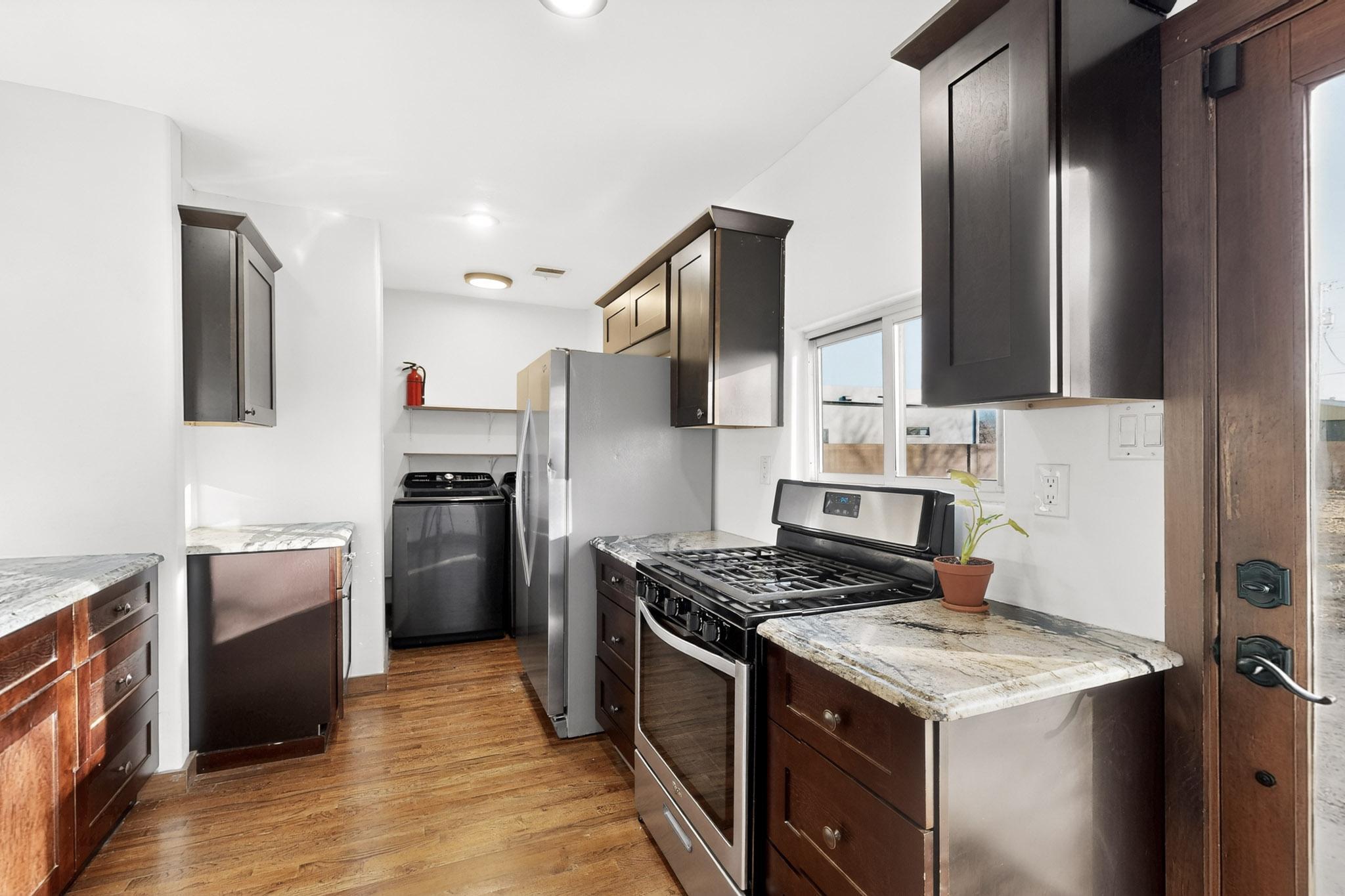 98 Rancho Pequenos Way NW