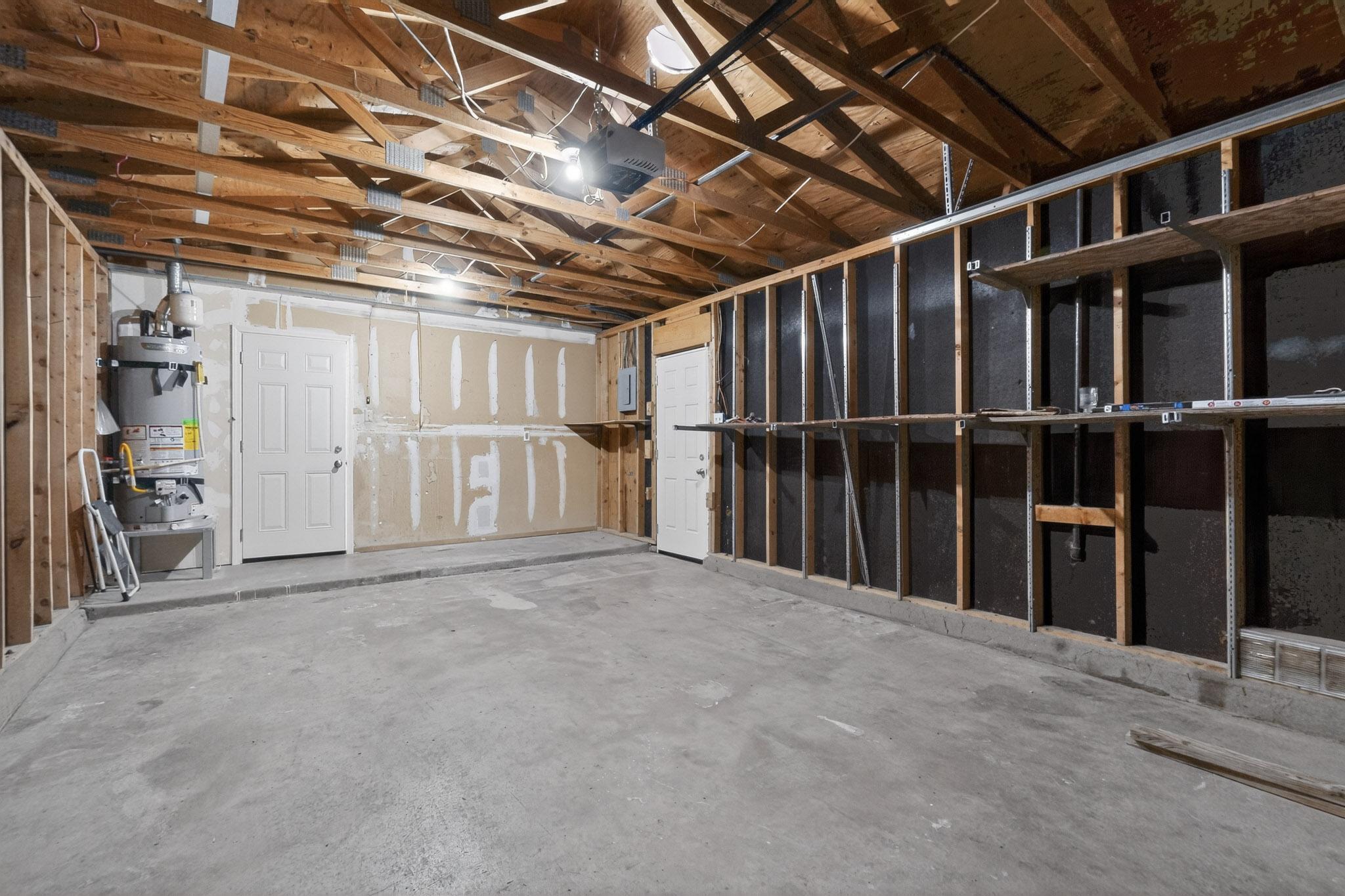 5005 Goldenthread Drive NE