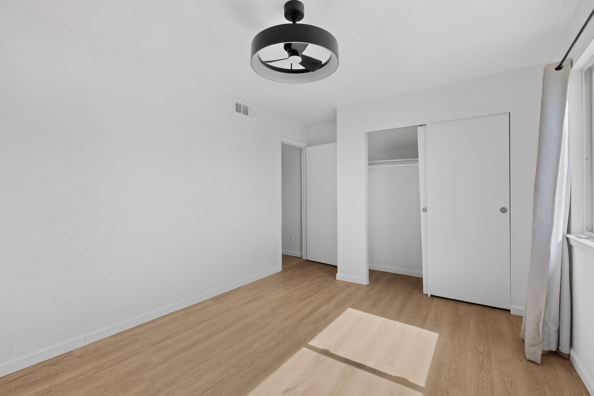 5005 Goldenthread Drive NE