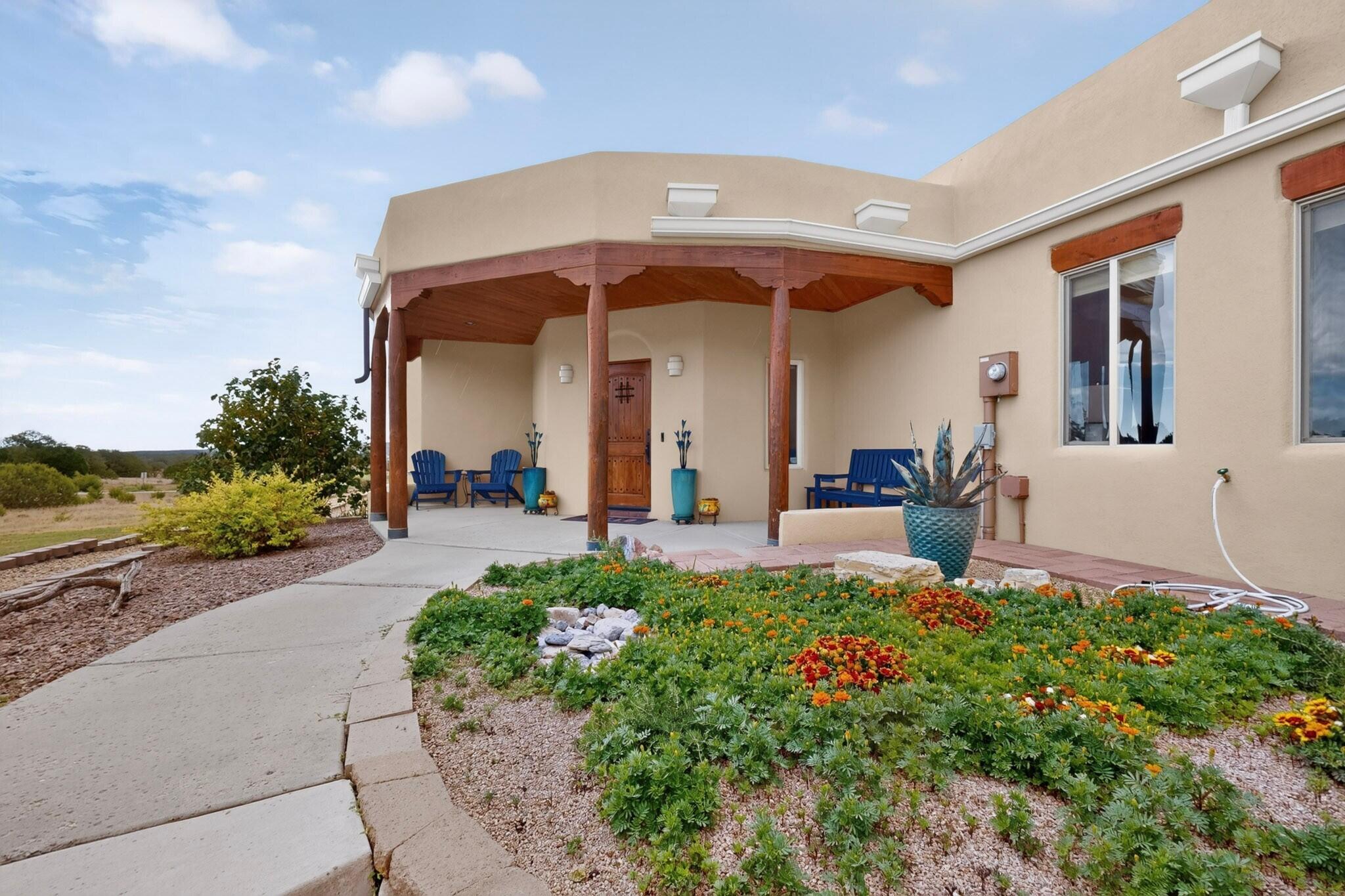 6 Naomi Drive