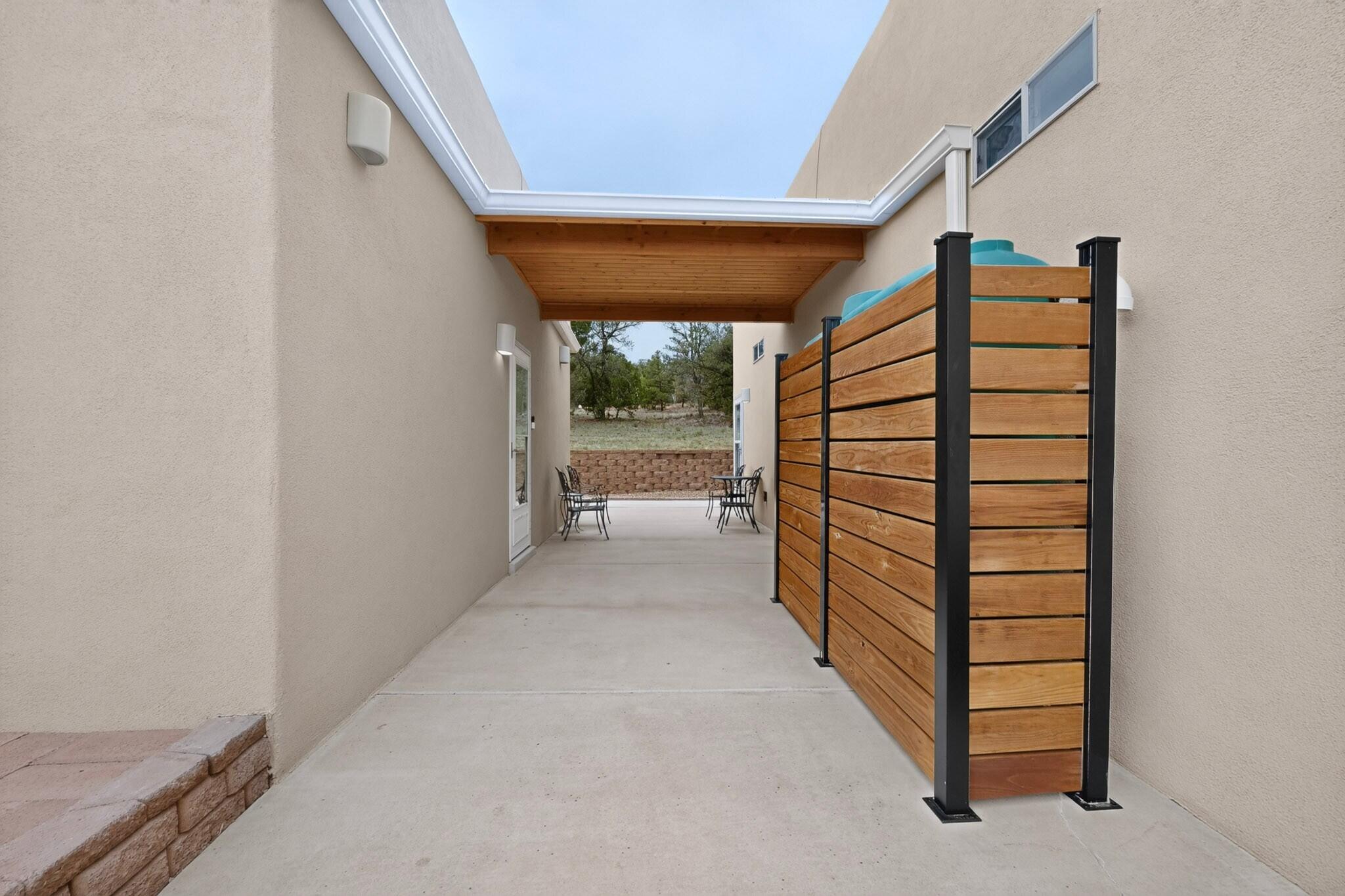 6 Naomi Drive