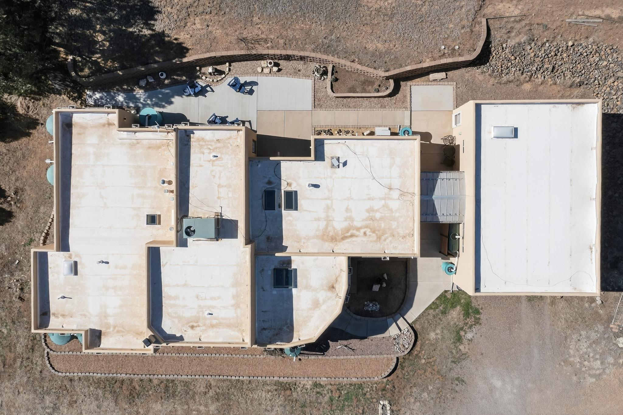 6 Naomi Drive