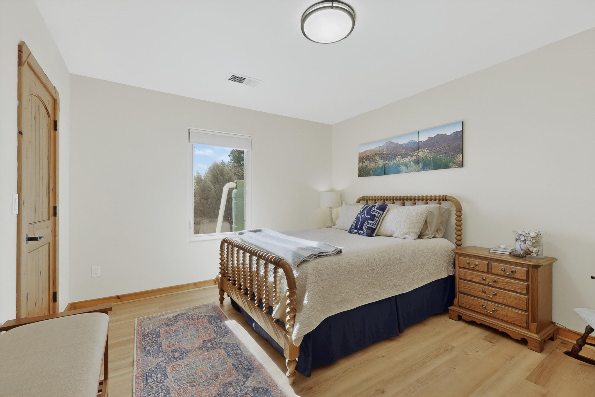 6 Naomi Drive