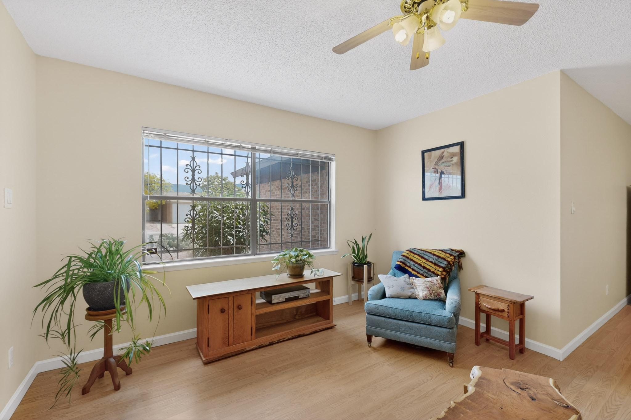 8112 San Francisco Road NE