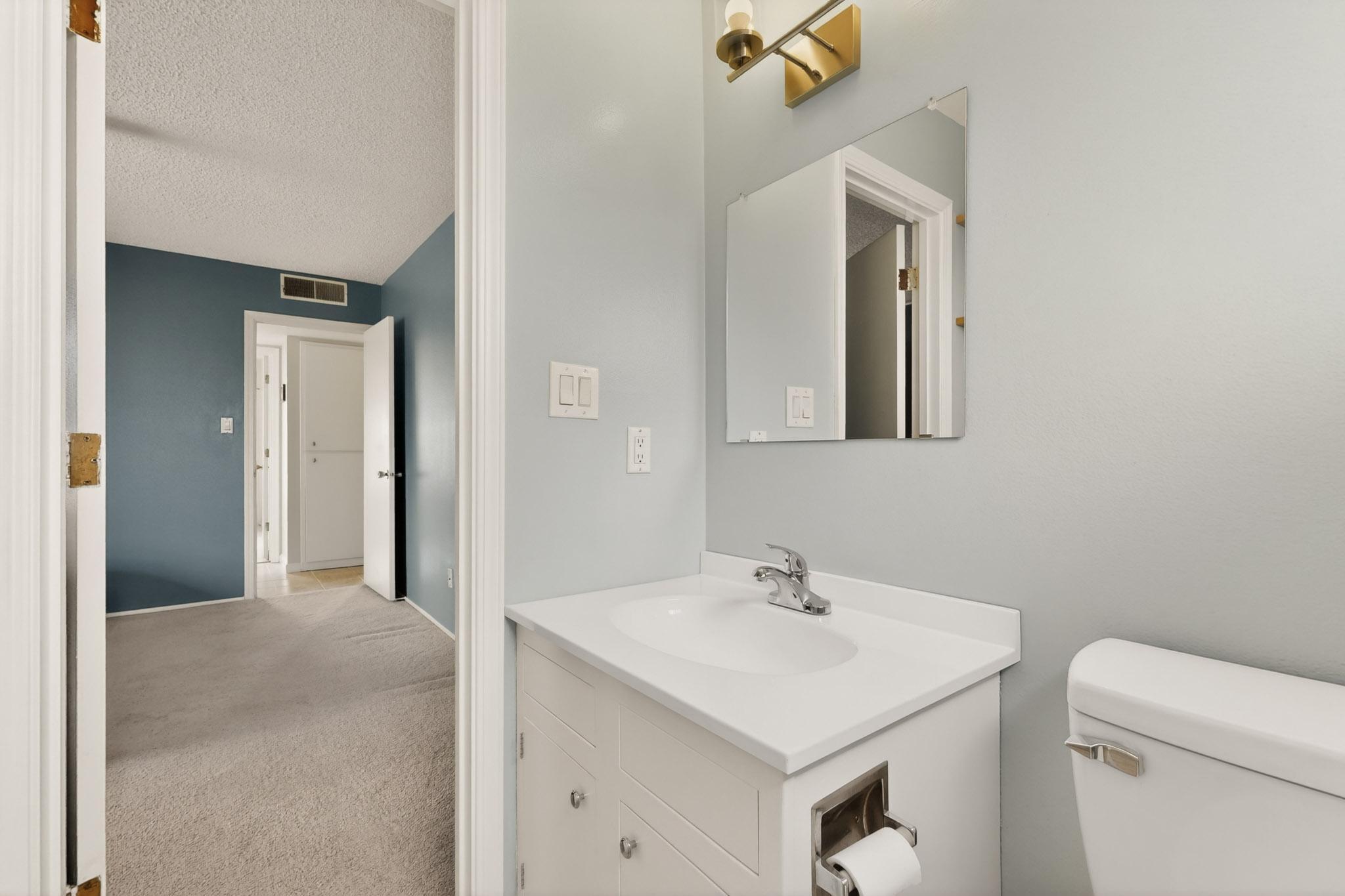 8112 San Francisco Road NE