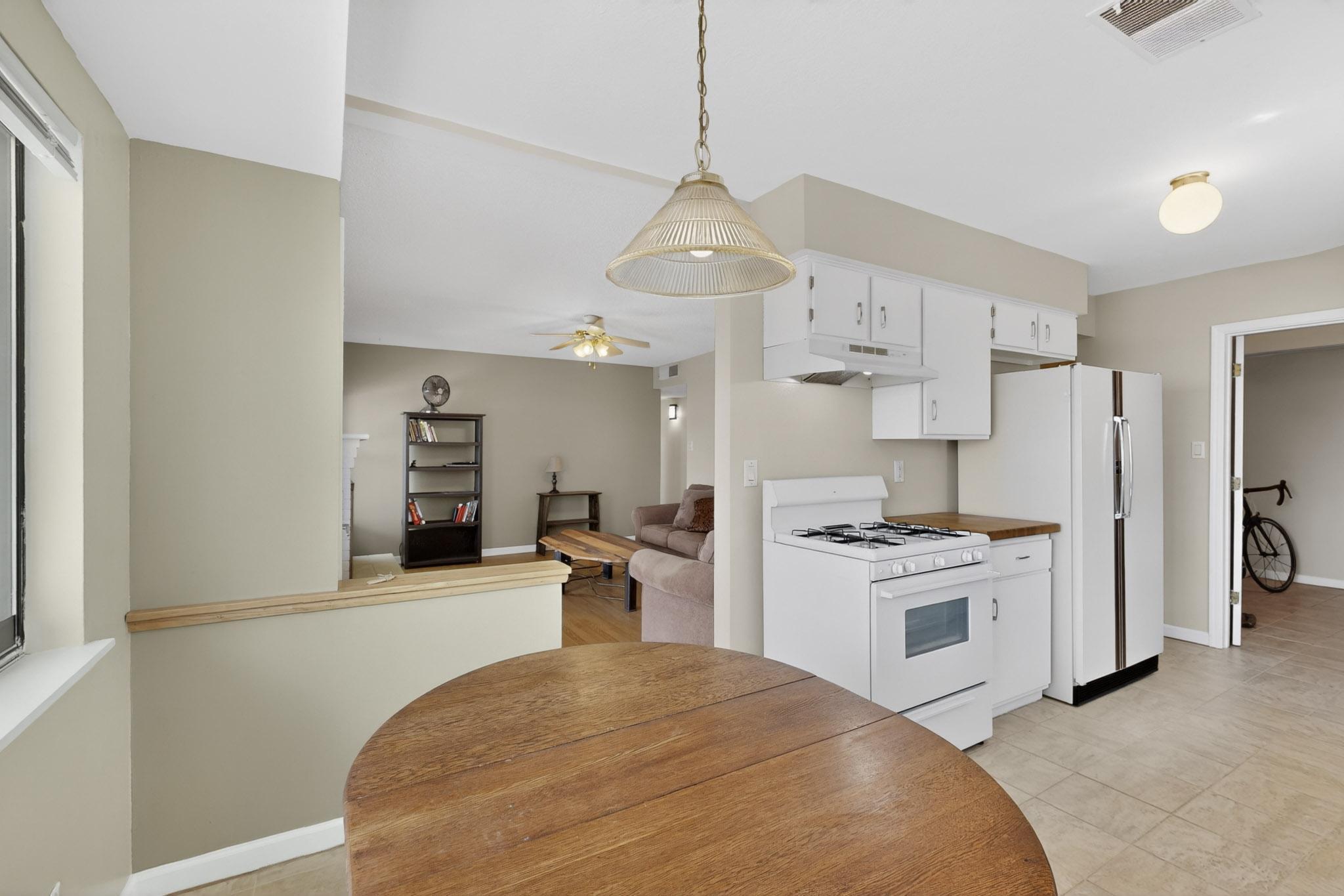 8112 San Francisco Road NE