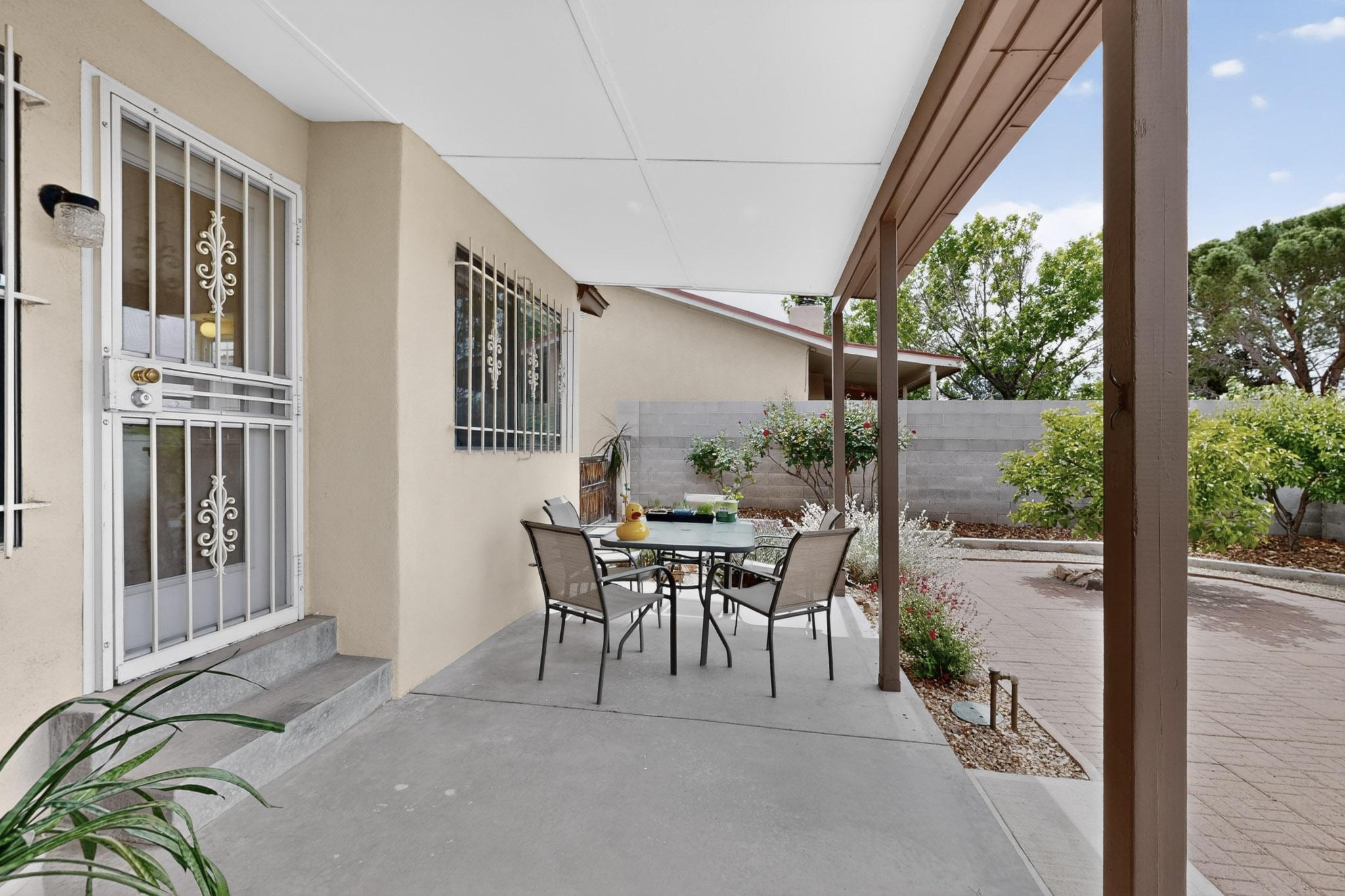 8112 San Francisco Road NE